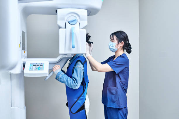 Best Weekend Emergency Dentist in Combes, TX